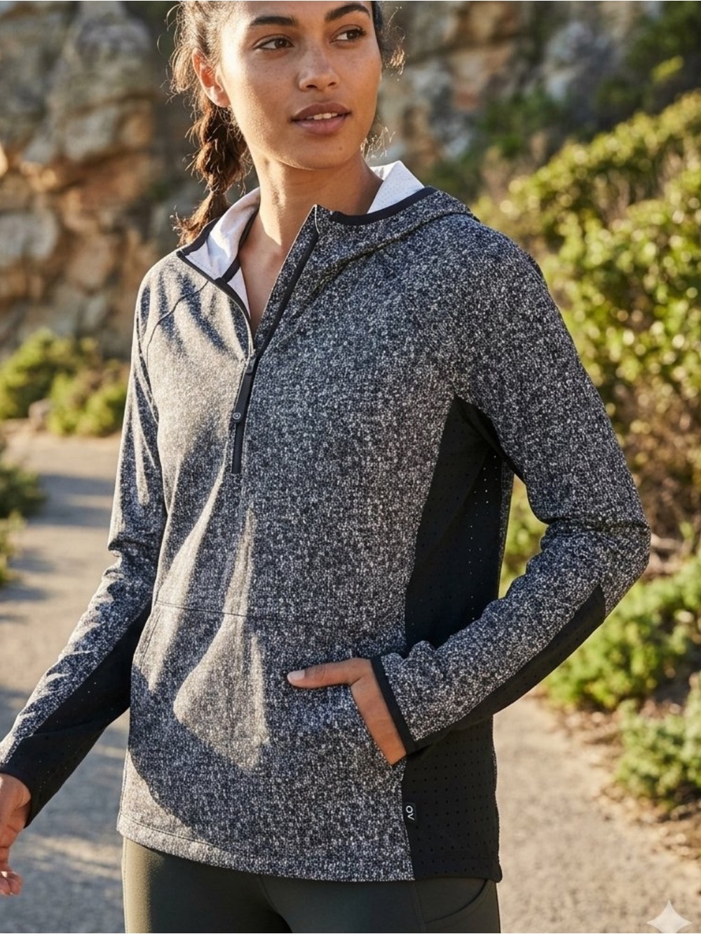 Outdoor Voices Half-Zip Hooded Active Pullover - SZ Large